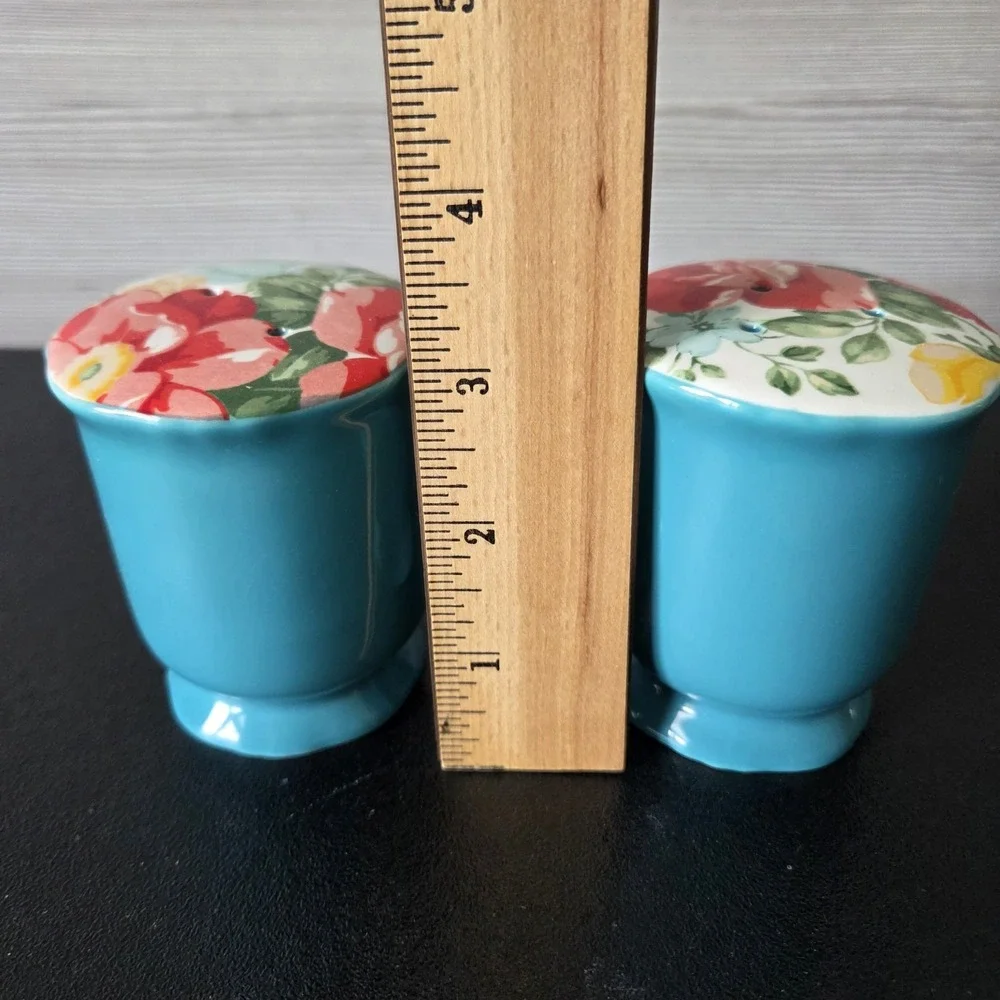 Pioneer Woman Teal Vintage Floral Salt & Pepper Shakers Discontinued Farmhouse